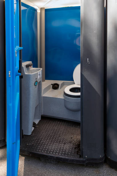 Best Porta potty rental near me  in Claude, TX