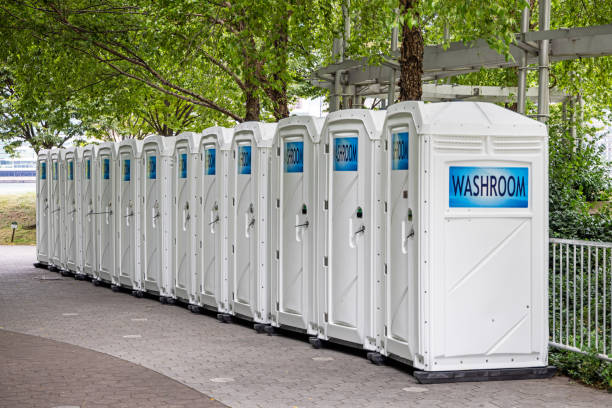 Affordable portable toilet rental in Claude, TX